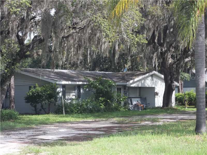 2614 Thornhill Rd., Auburndale, FL 33823