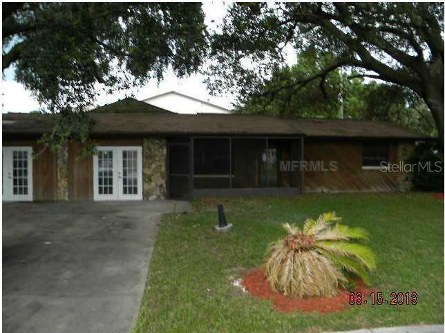 6124 11th St., Zephyrhills, FL 33542