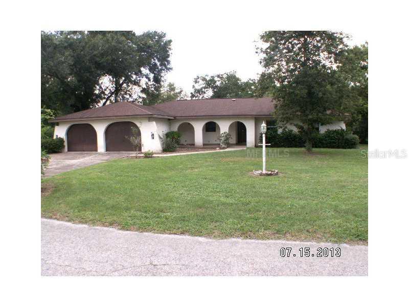 2009 Amesbury Dr., Auburndale, FL 33823