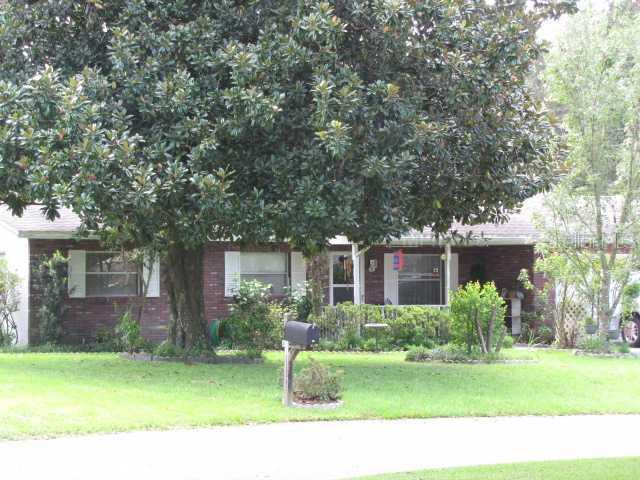 618 Travis Cir., Lakeland, FL 33813