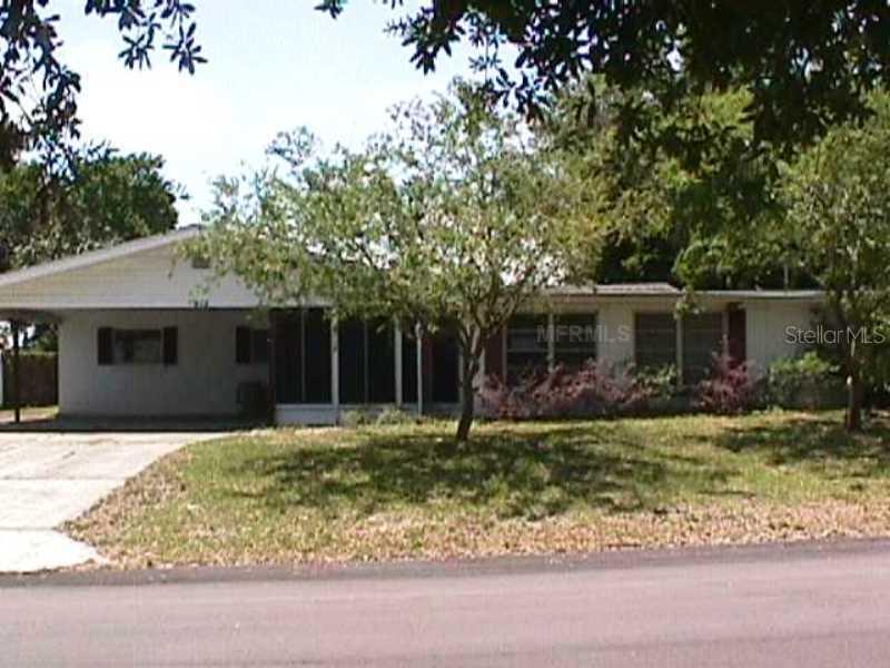 912 Avenue T, Winter Haven, FL 33880