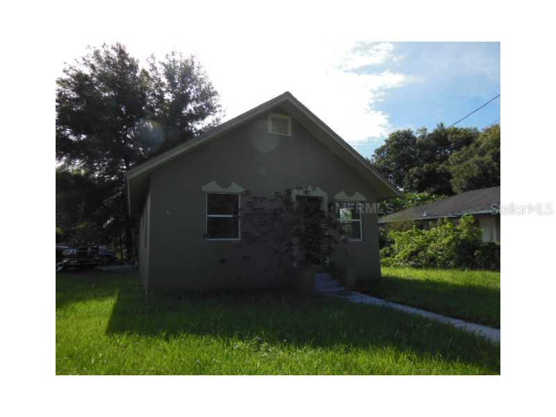 1720 Broxey Ct., Winter Haven, FL 33881