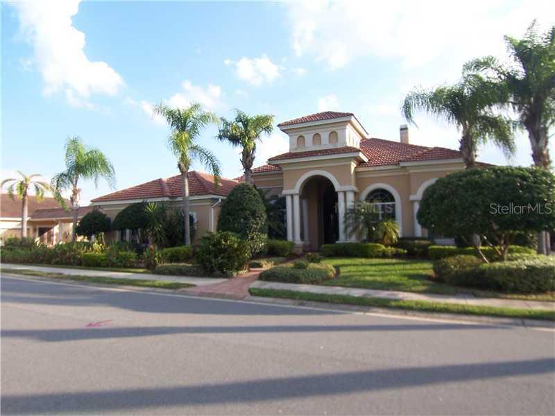 745 Whisper Woods Dr., Lakeland, FL 33813