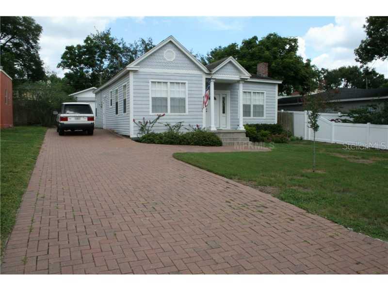 702 Woodward St., Lakeland, FL 33803