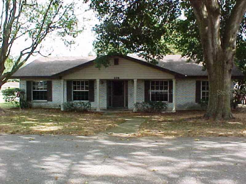 216 Shelley Dr., Winter Haven, FL 33884