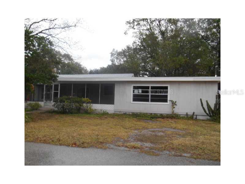 217 Clinton St., Auburndale, FL 33823