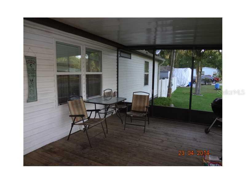 2280 Shady Acres Dr., Mulberry, FL 33860