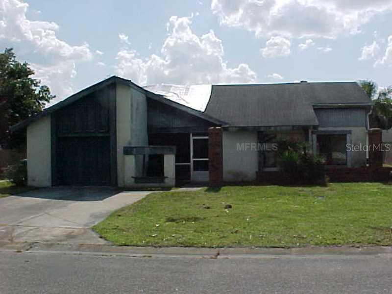 816 E Flag Ln., Kissimmee, FL 34759