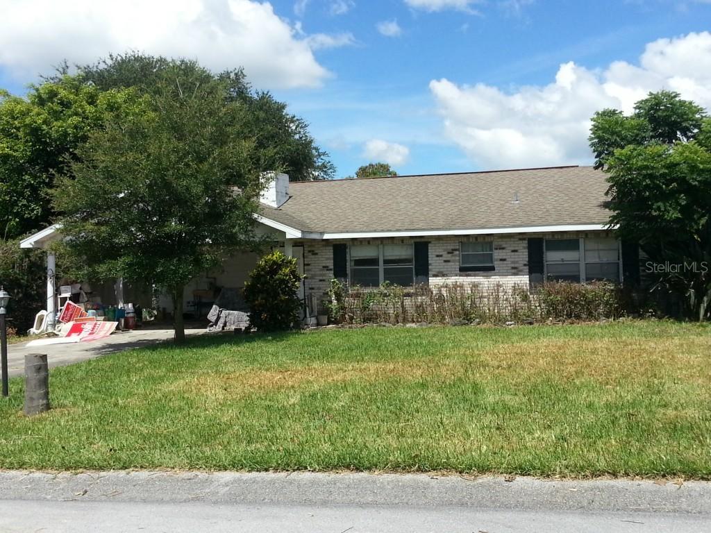 102 Lantern Ln., Winter Haven, FL 33884