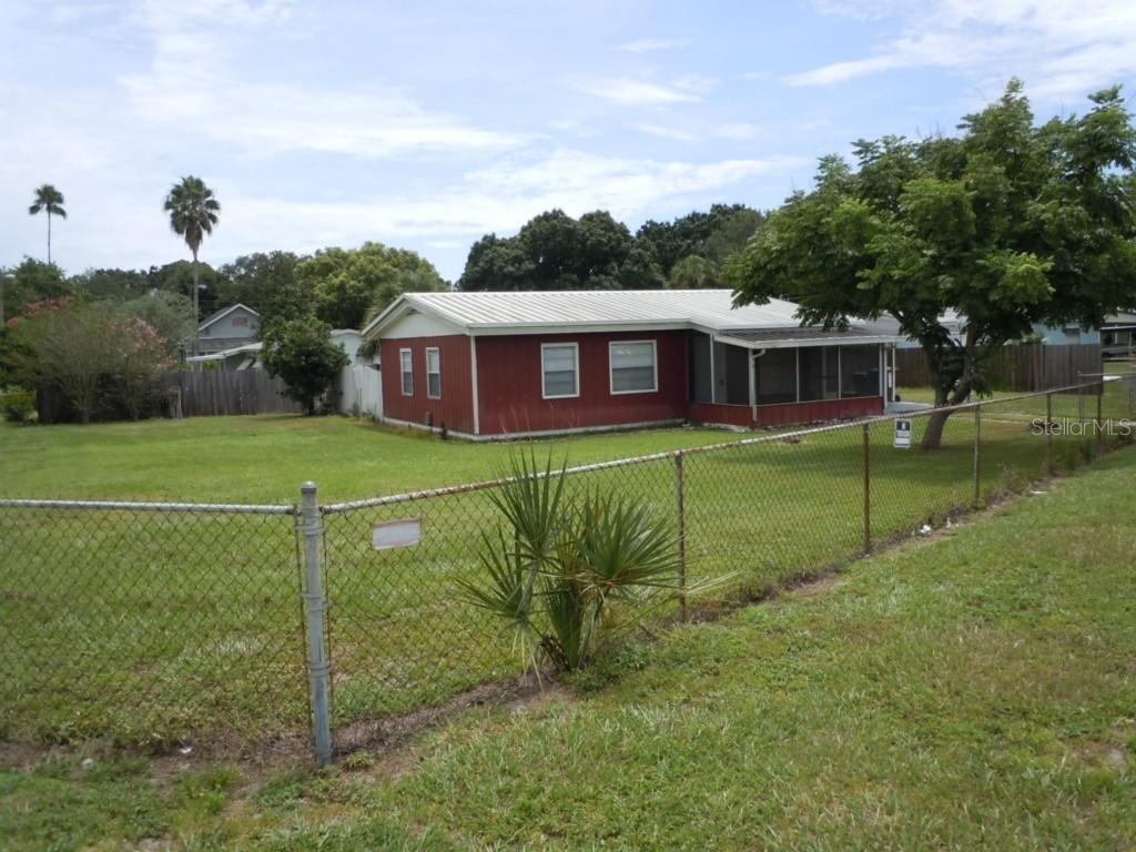 405 NW 9th Ave., Mulberry, FL 33860