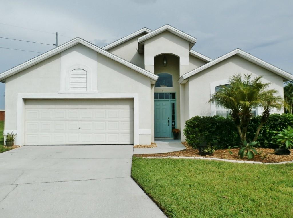 301 Corvina Dr., Davenport, FL 33897