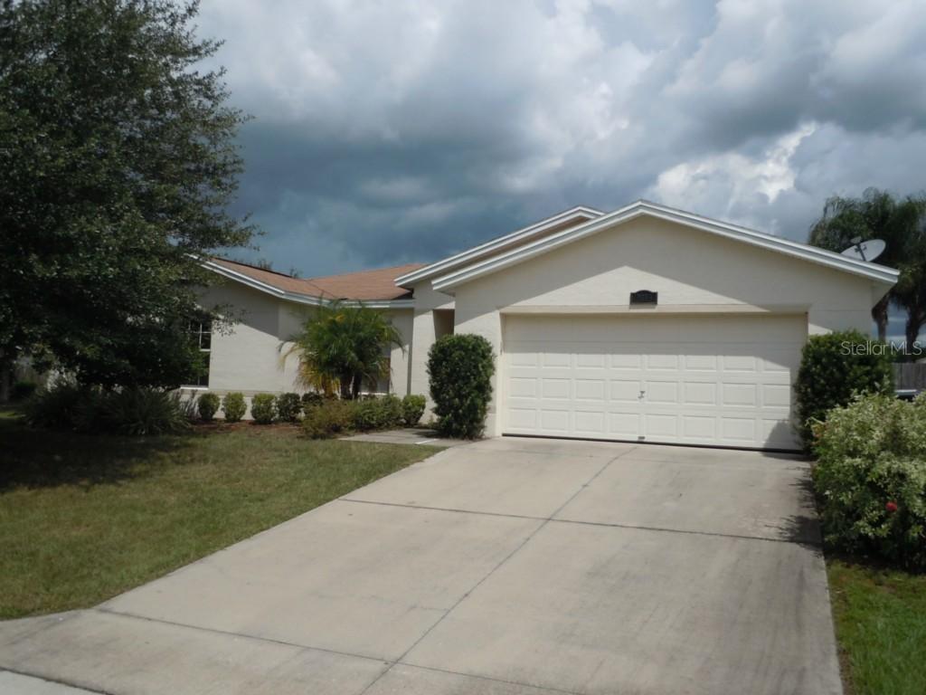 2013 Deerberry Ln., Lakeland, FL 33810
