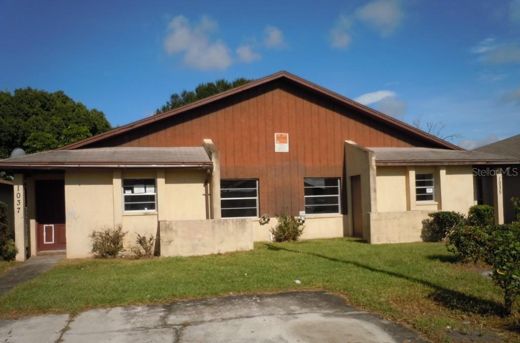 1035 & 1037 Captiva Point, Lakeland, FL 33801