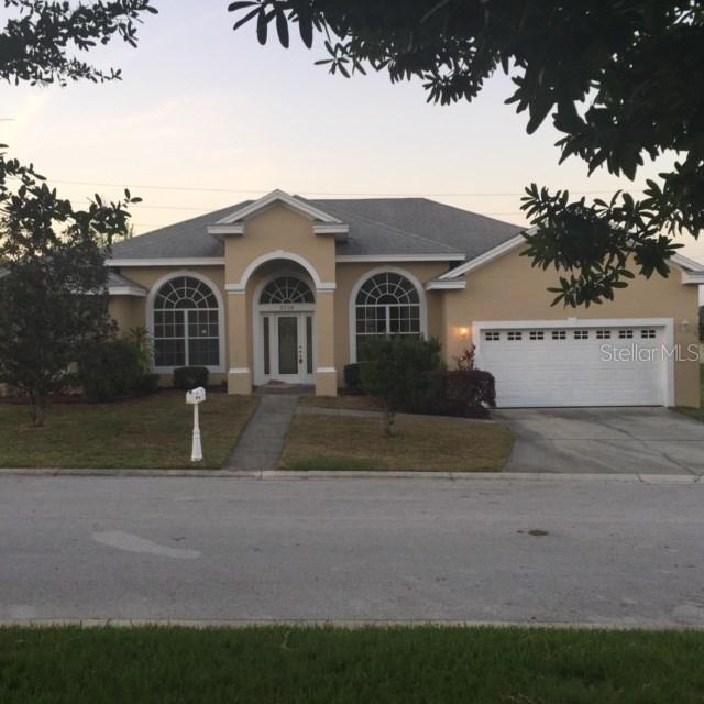 2716 Highlands Creek Dr., Lakeland, FL 33813