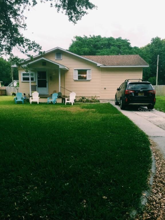 737 Kensington St., Lakeland, FL 33803