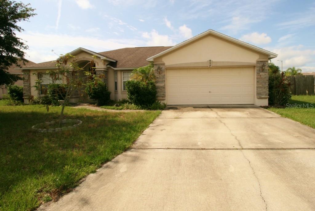 4027 Oak Preserve Dr., Winter Haven, FL 33880