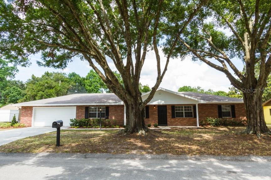 5729 Lake Grove Dr., Lakeland, FL 33809