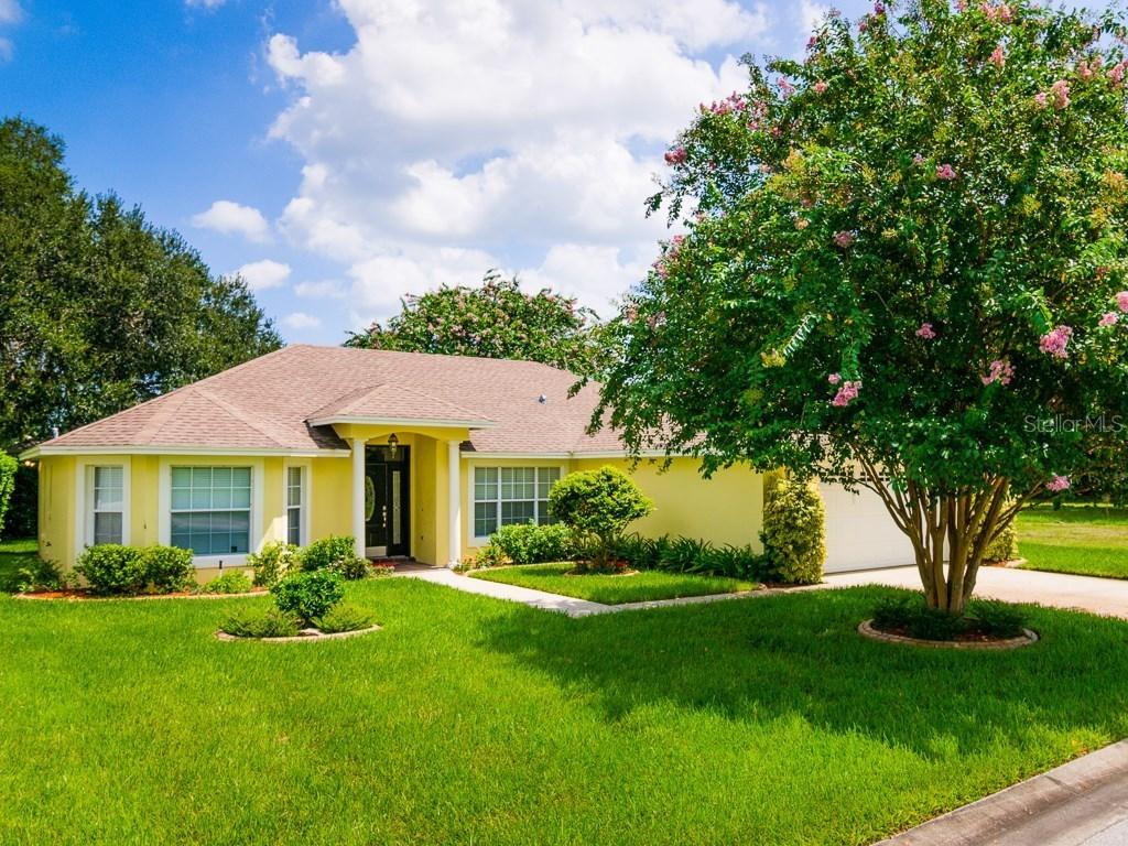 7115 Remington Oaks Loop, Lakeland, FL 33810