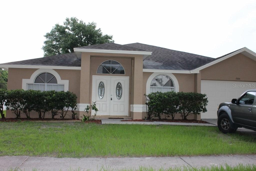 1325 Gangplank Dr., Valrico, FL 33594