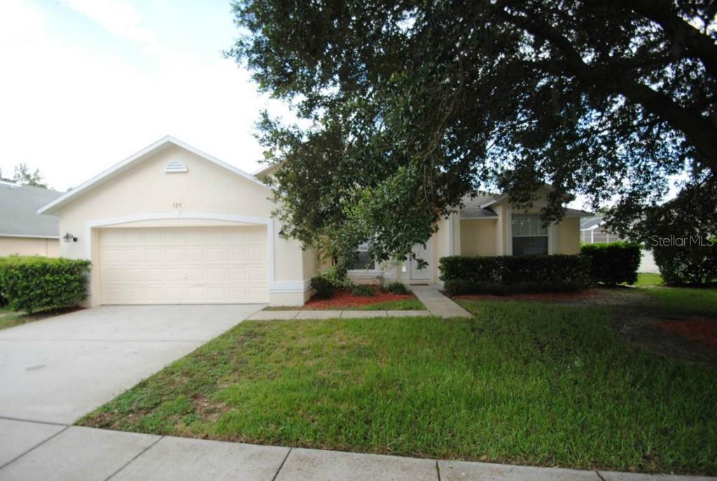 529 Thousand Oaks Blvd., Davenport, FL 33896