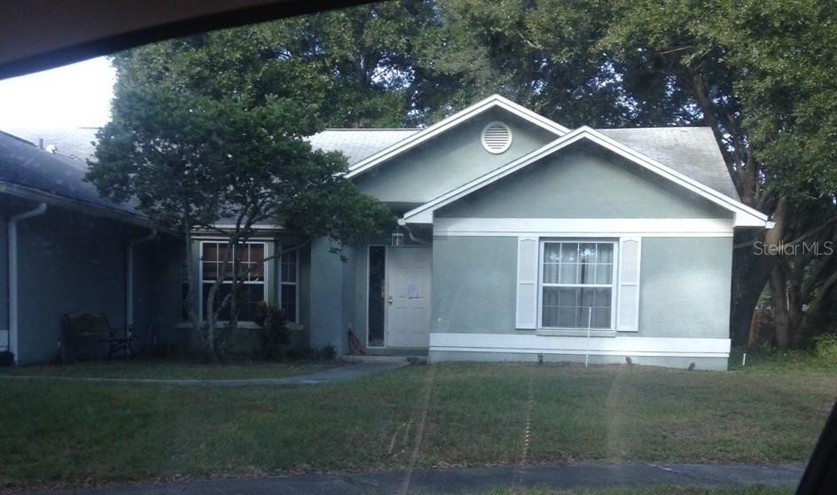 1547 Norwick Dr., Lutz, FL 33559