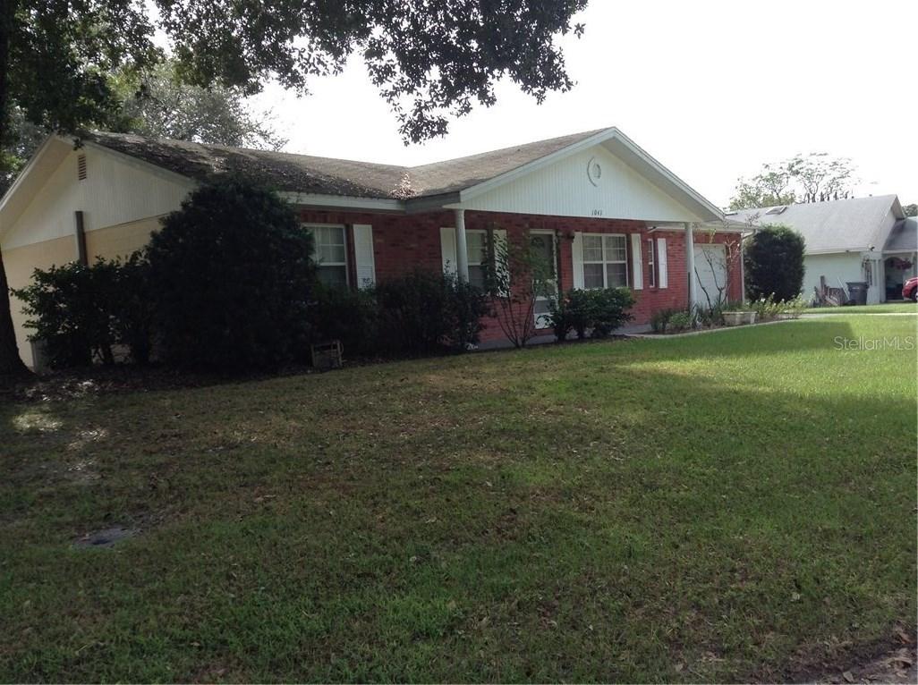 1041 Shadow Run Dr., Lakeland, FL 33813