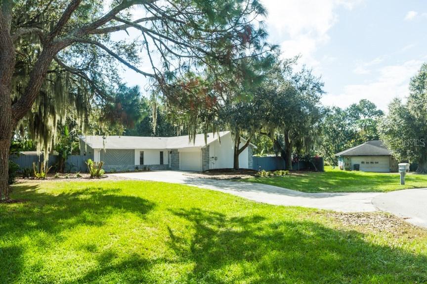 4329 Shadow Wood Tr., Winter Haven, FL 33880