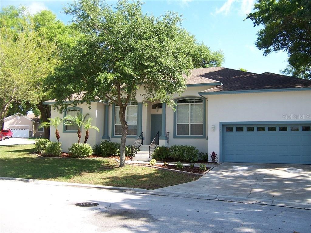 7213 Remington Oaks Dr., Lakeland, FL 33810