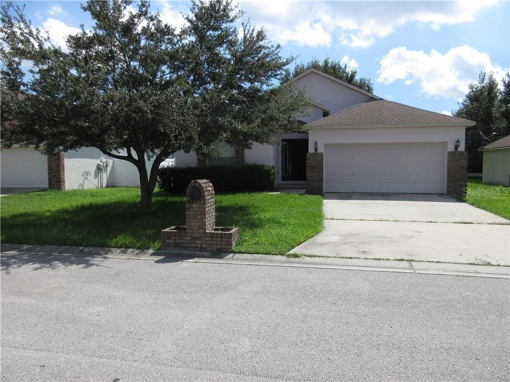 303 Citrus Landing Dr., Plant City, FL 33563