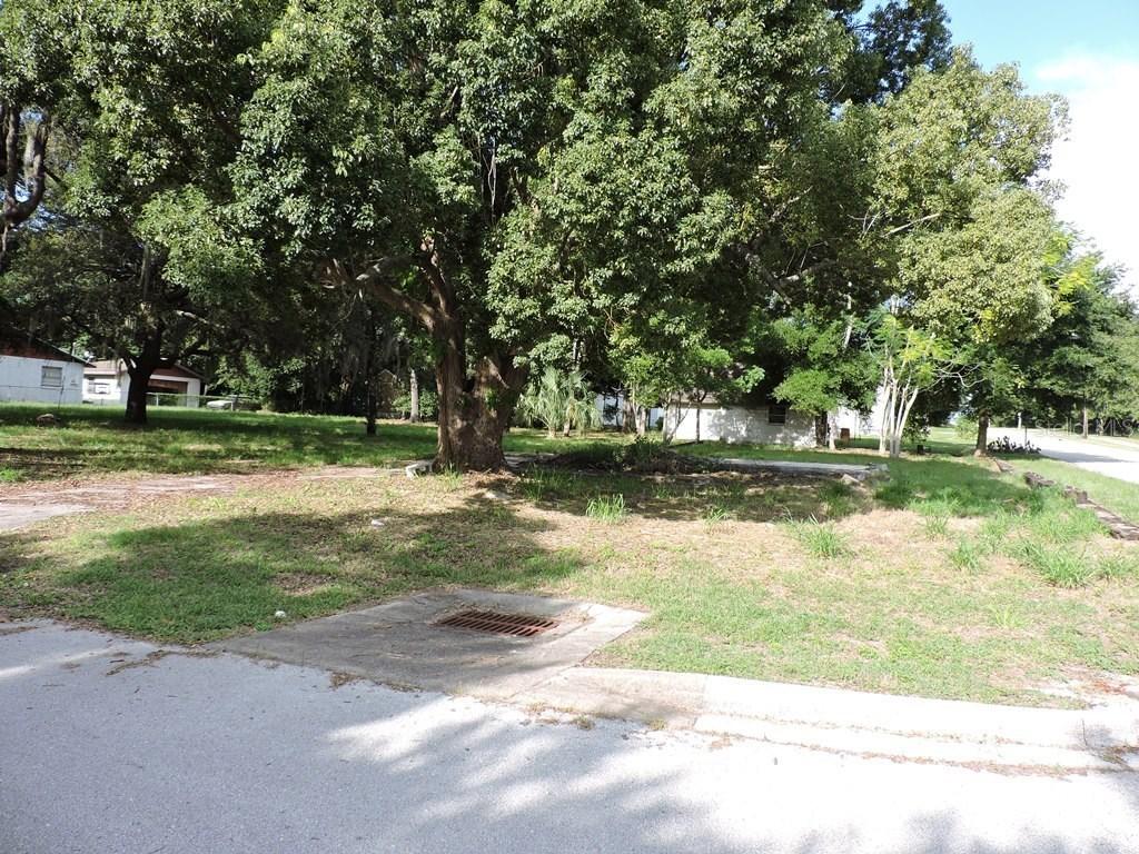 643 High St., Lake Wales, FL 33853