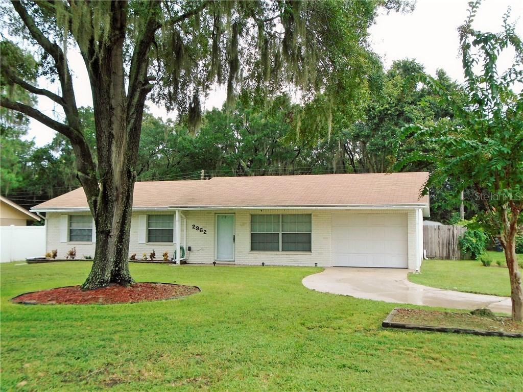 2962 Delrose Dr., Lakeland, FL 33805