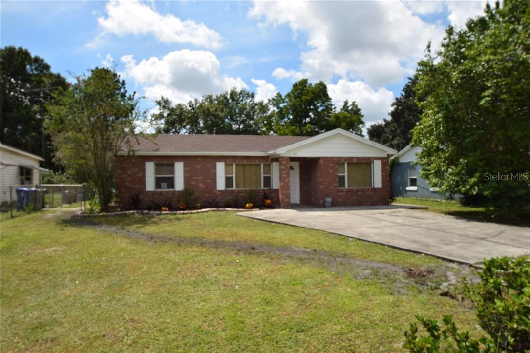 211 Tarawa St., Lakeland, FL 33805