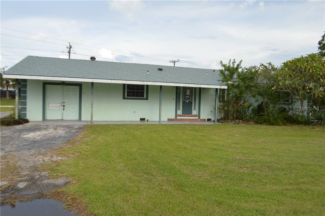3020 Ames St., Punta Gorda, FL 33950