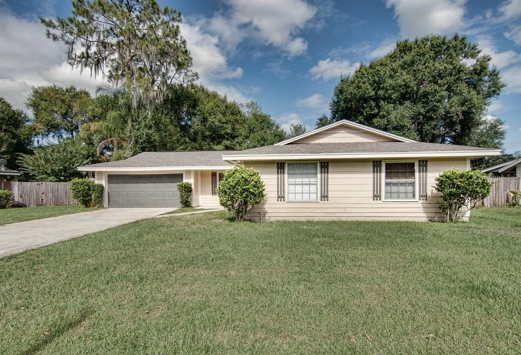 3042 Heather Glynn Dr., Mulberry, FL 33860