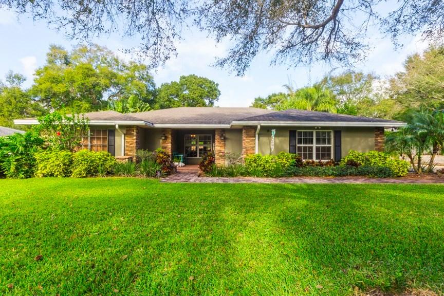 44 Brevard Dr., Winter Haven, FL 33884