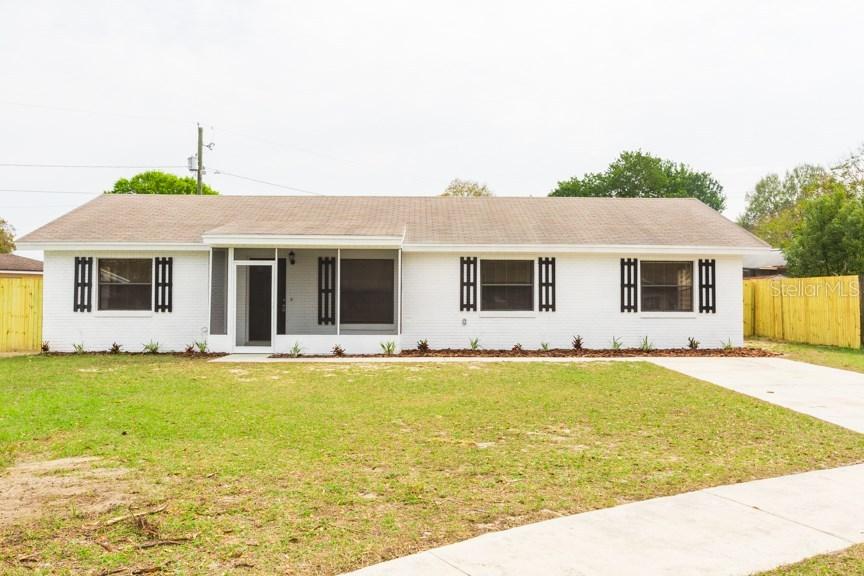 214 Bolender Ct., Auburndale, FL 33823