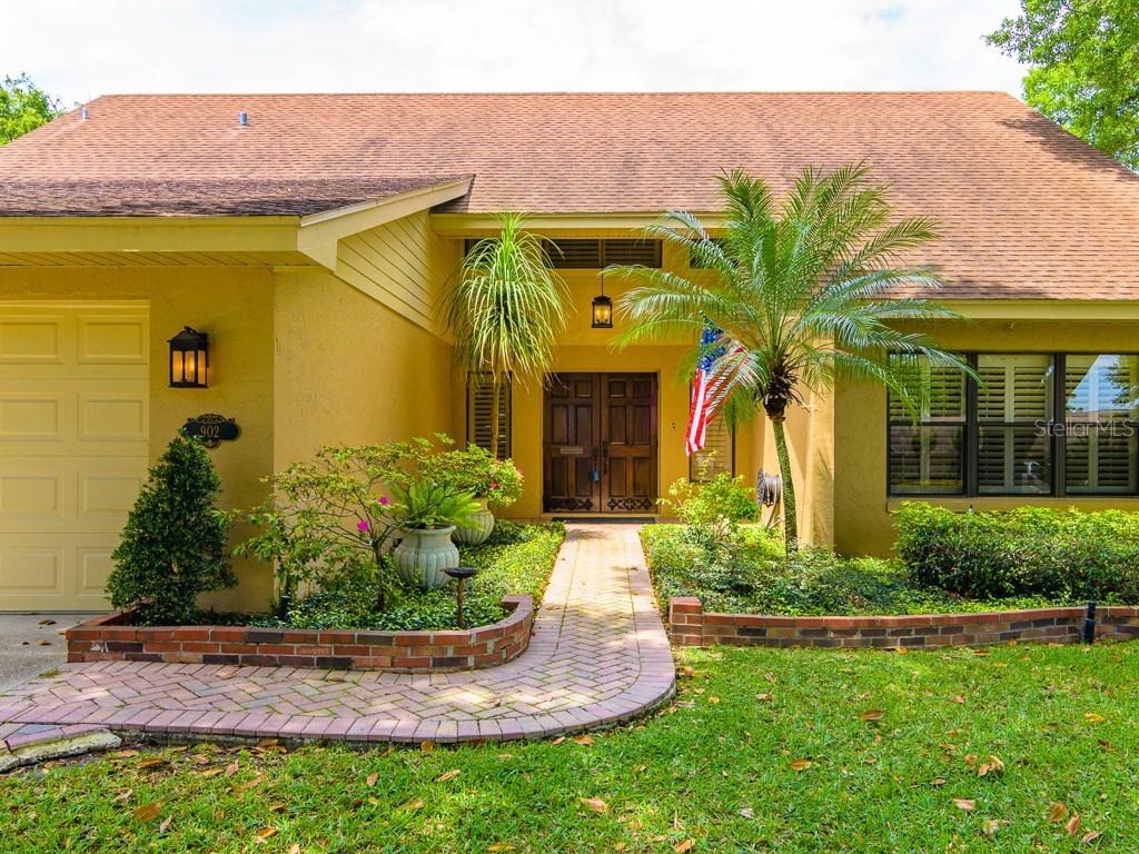 902 Kensington St., Lakeland, FL 33803