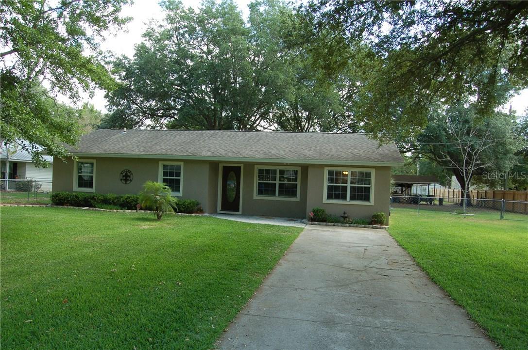 911 Keith Ln., Auburndale, FL 33823