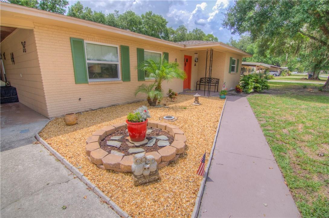 5820 Jacaranda Ave., Lakeland, FL 33809