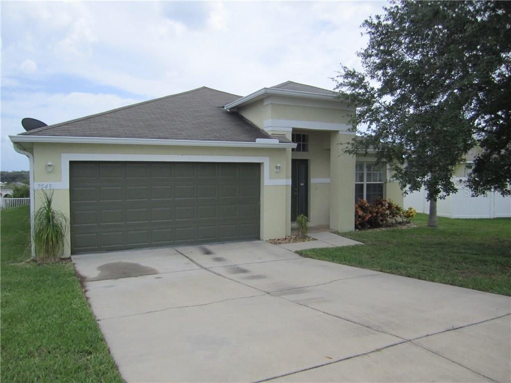 7545 Weehawken Dr., Zephyrhills, FL 33540