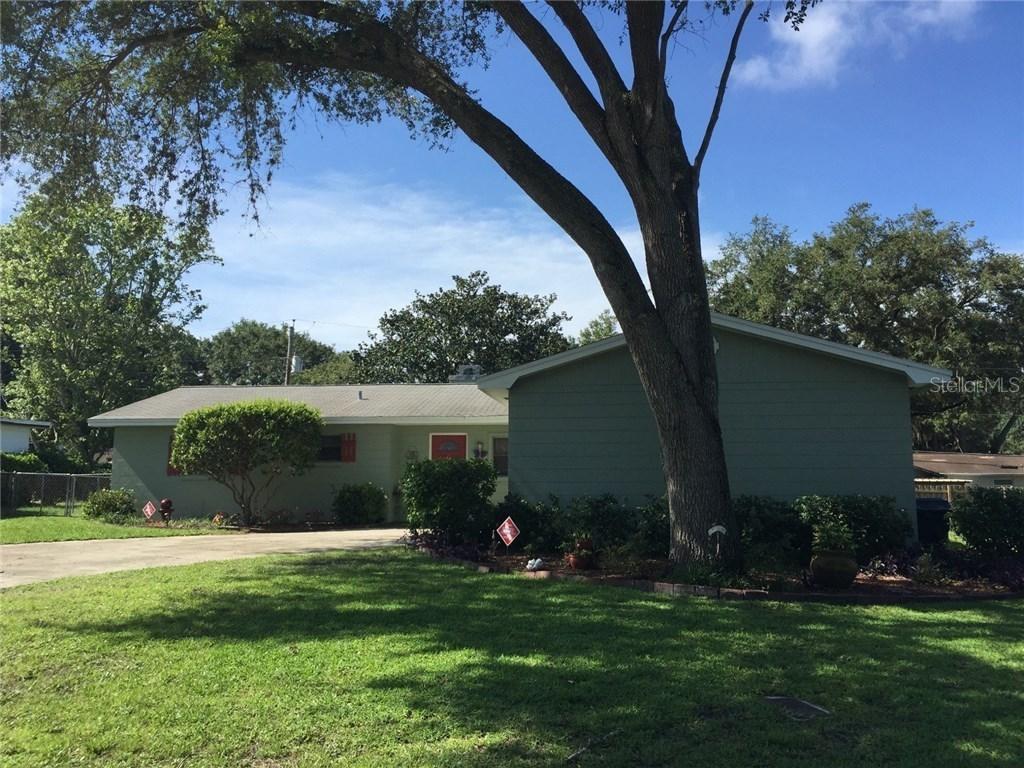 620 Travis Cir., Lakeland, FL 33813