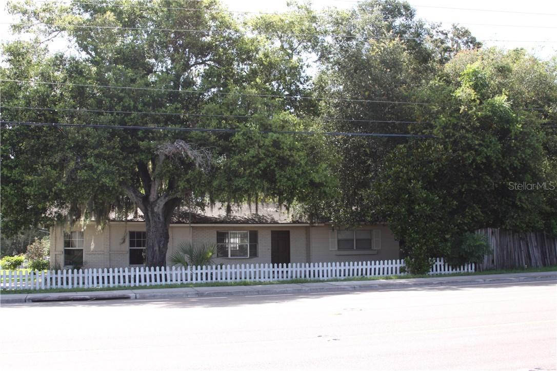 2223 W Pilaklakaha Ave., Auburndale, FL 33823