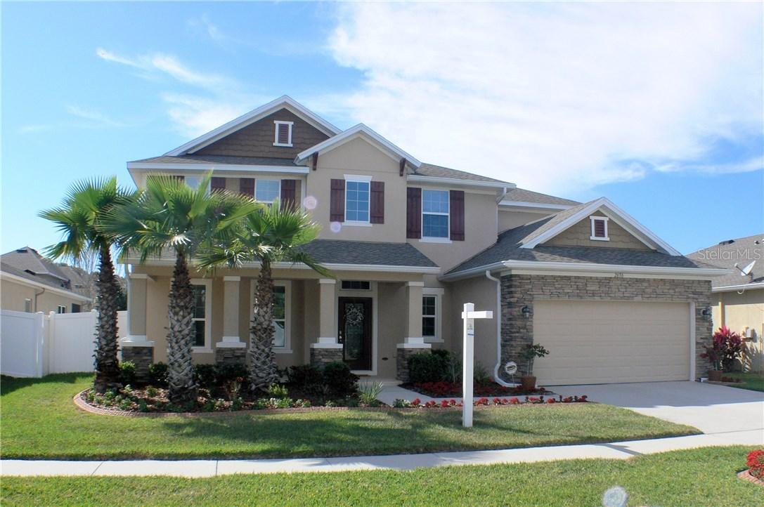 2636 Kenchester Loop, Wesley Chapel, FL 33543