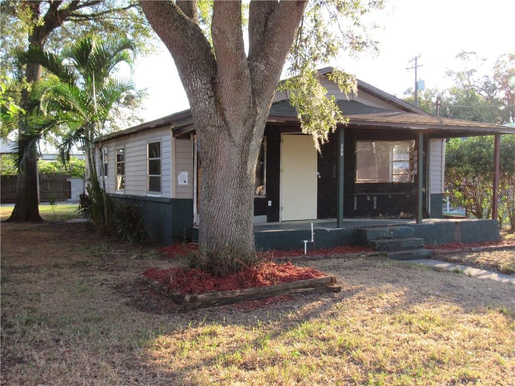 537 Mcdonald Ave., Auburndale, FL 33823