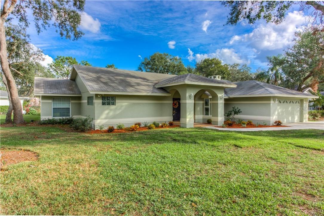 1548 Little Johns Tr., Lakeland, FL 33809