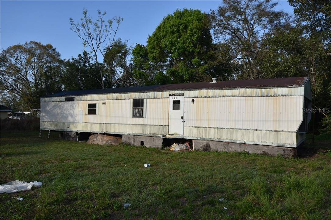 732 Henry St., Auburndale, FL 33823