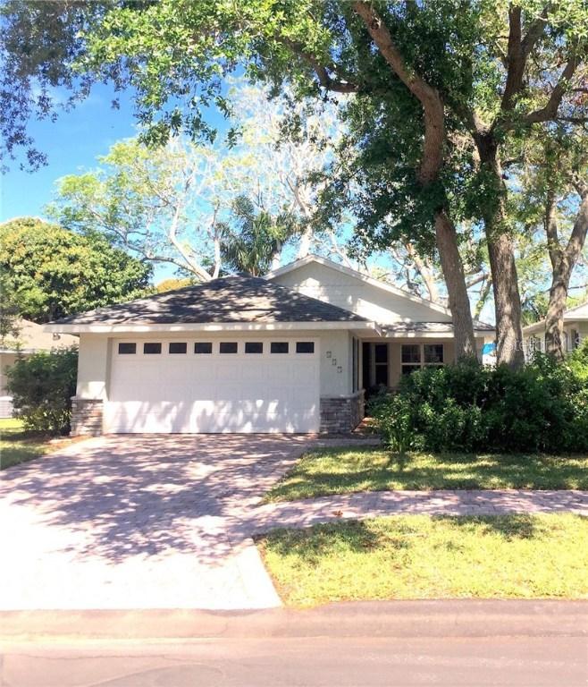 157 Newbern Cir., Auburndale, FL 33823