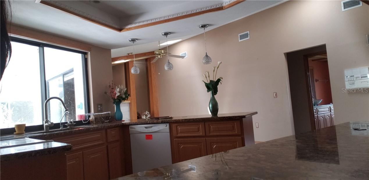 1432 Bolger Ave., Spring Hill, FL 34609