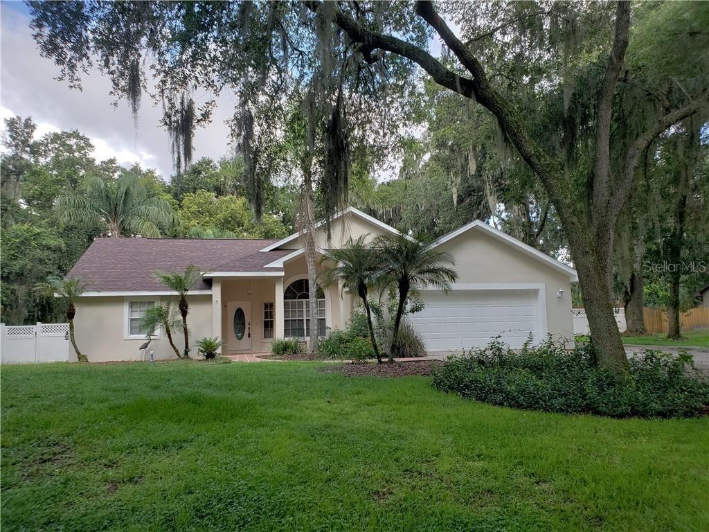 6725 Forestwood Dr., Lakeland, FL 33811