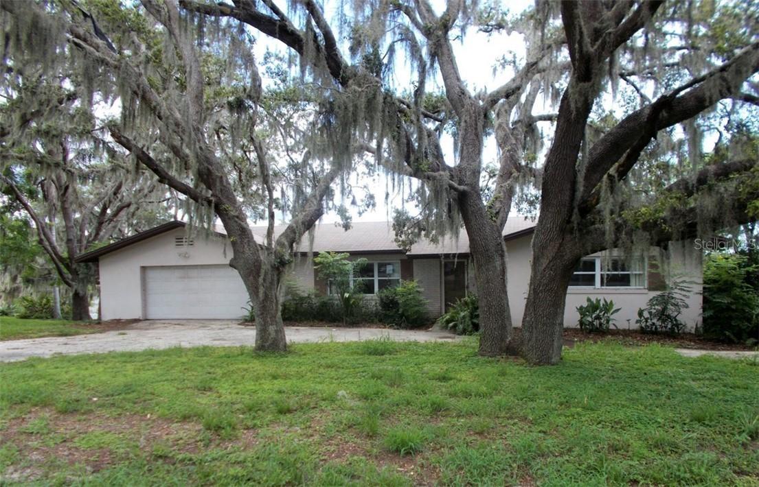 843 Golden Bough Rd., Lake Wales, FL 33898
